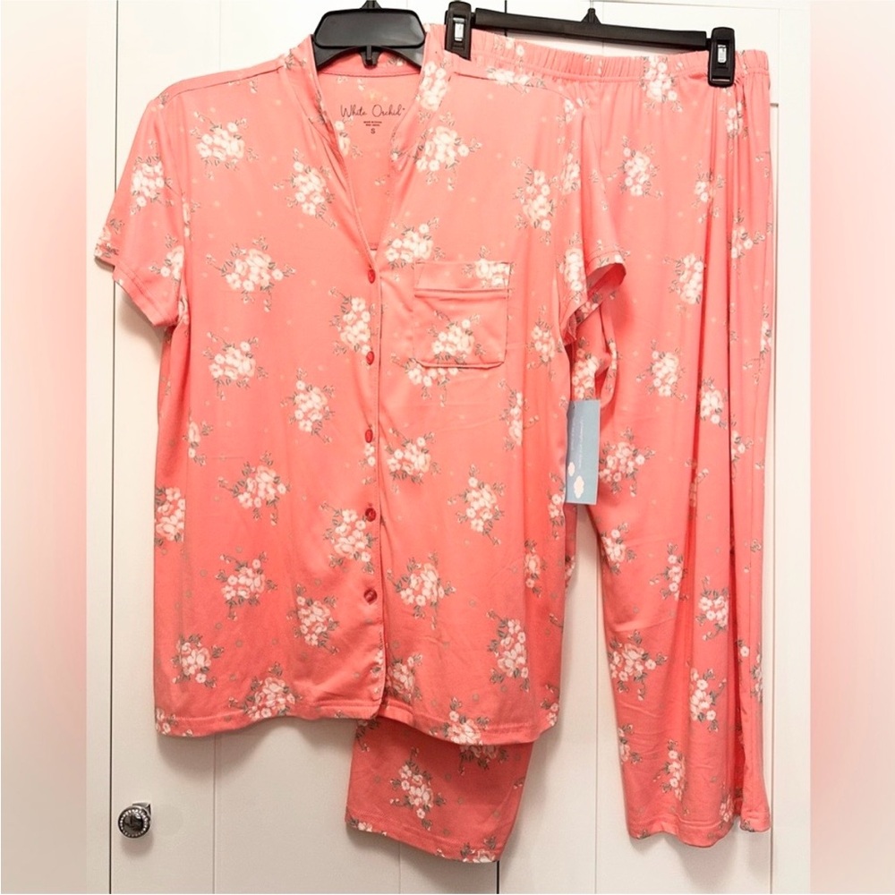 Women’s Floral Pink Capri Pajama Set Sz SML NEW!